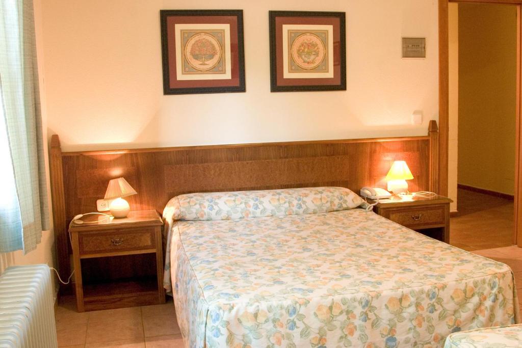 Hotel El Tablazo บีญัลบา เด ลาเซียร์รา ห้อง รูปภาพ