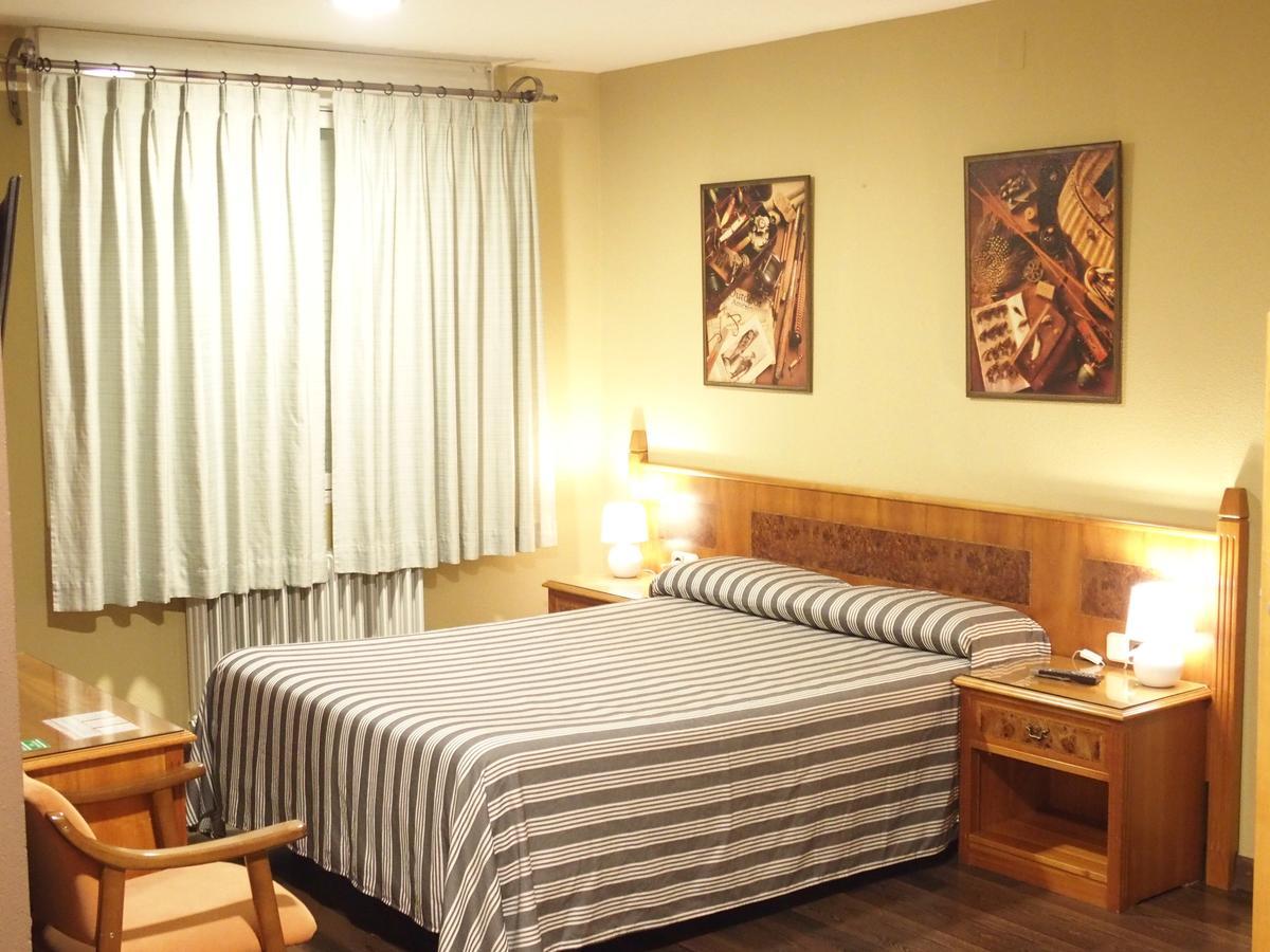 Hotel El Tablazo บีญัลบา เด ลาเซียร์รา ภายนอก รูปภาพ